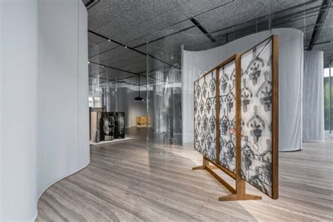 in paraventi, fondazione prada milan exhibits 70 